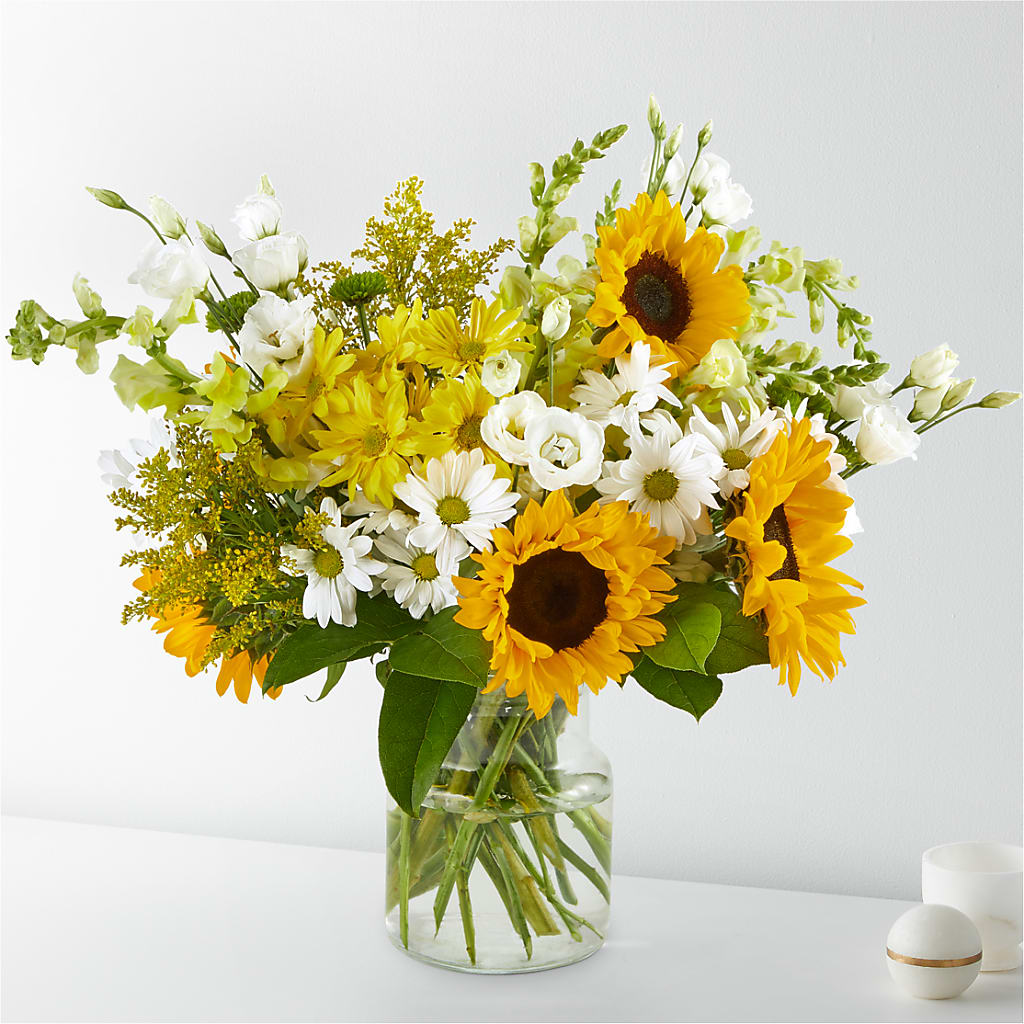 Hello Sunshine Bouquet – VIC'S FLORAL INC, Cleveland OH