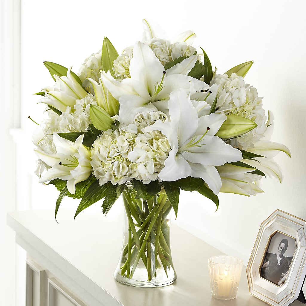 Compassionate Lily Bouquet – VIC'S FLORAL INC, Cleveland OH
