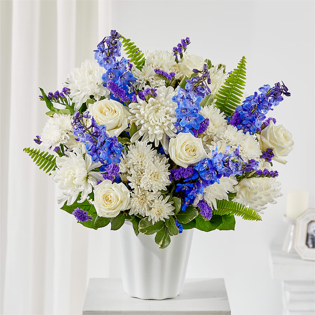 Hold Dear Tabletop Basket – VIC'S FLORAL INC, Cleveland OH
