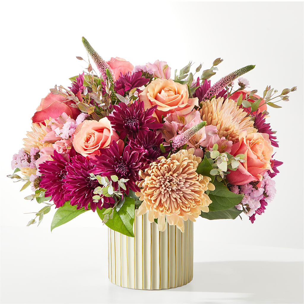 Berry Cobbler Bouquet with Ivory Vase – VIC'S FLORAL INC, Cleveland OH