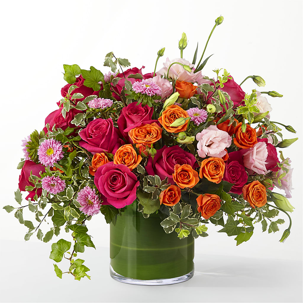 The Trendsetter – VIC'S FLORAL INC, Cleveland OH