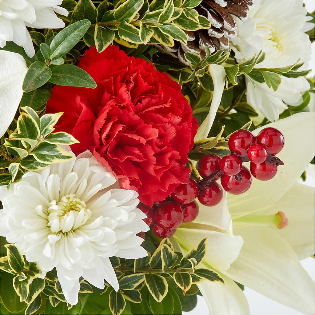 Festive Moments Tree – VIC'S FLORAL INC, Cleveland OH