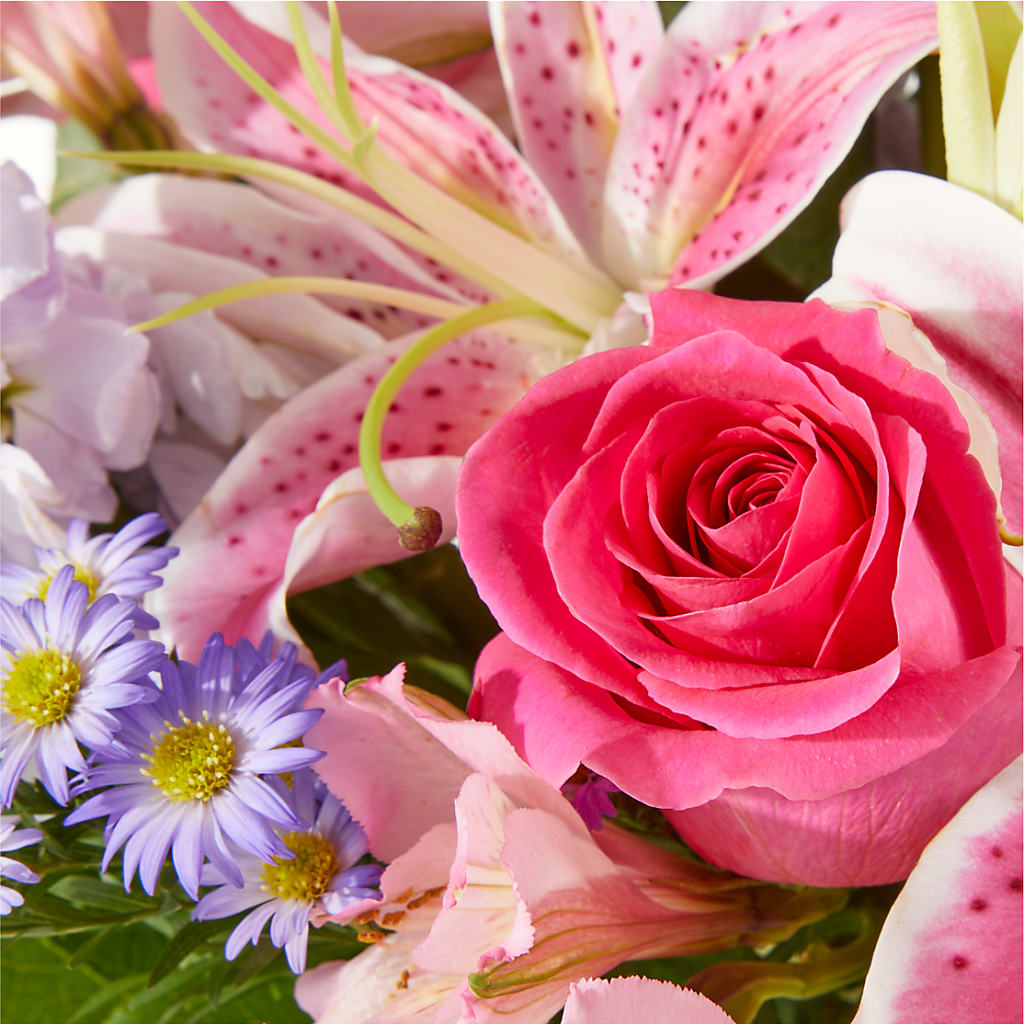 Pressing Petals Bouquet – VIC'S FLORAL INC, Cleveland OH