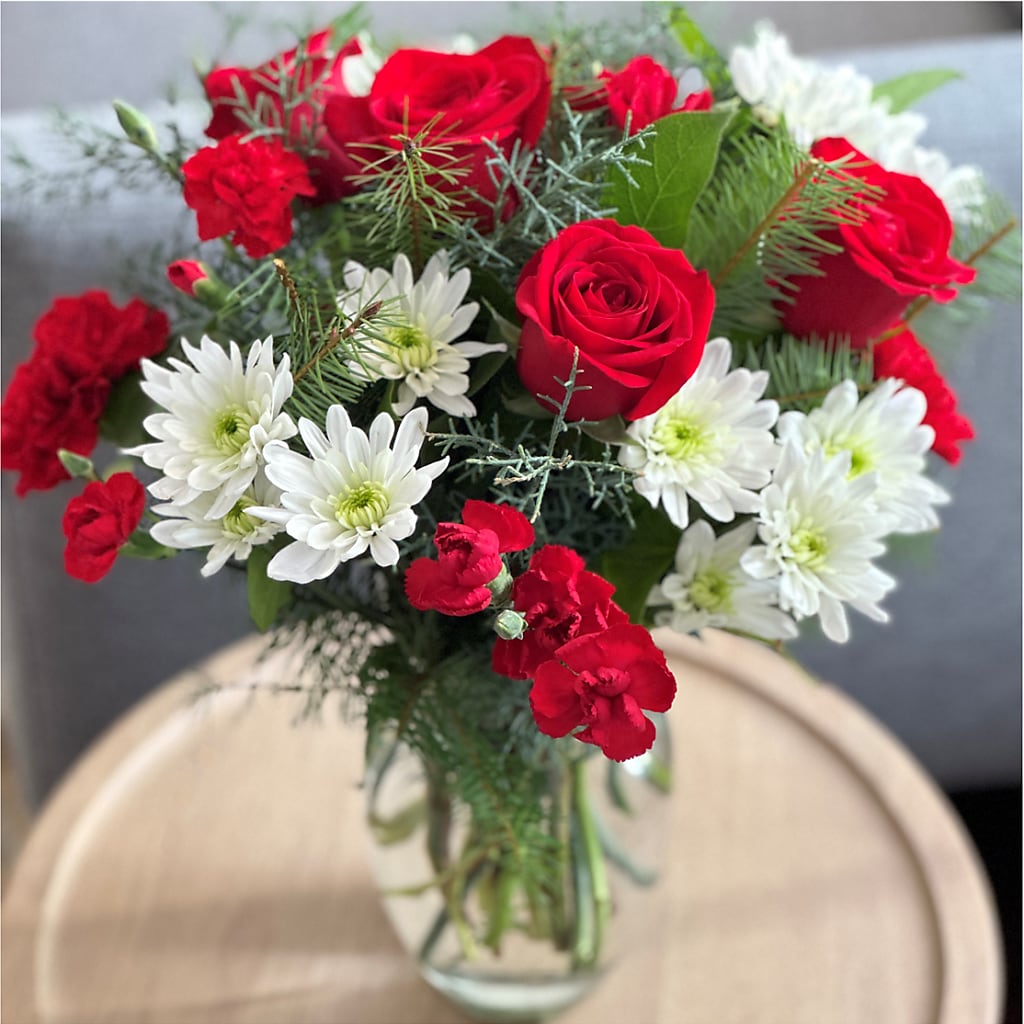 Seasonal Magic Bouquet – VIC'S FLORAL INC, Cleveland OH