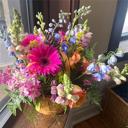 Garden of Life Basket – VIC'S FLORAL INC, Cleveland OH