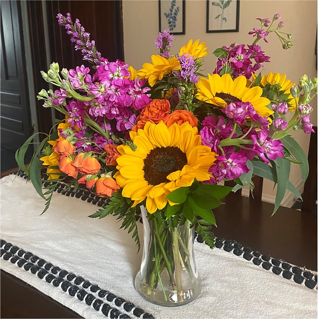 Rays of Life Bouquet – VIC'S FLORAL INC, Cleveland OH