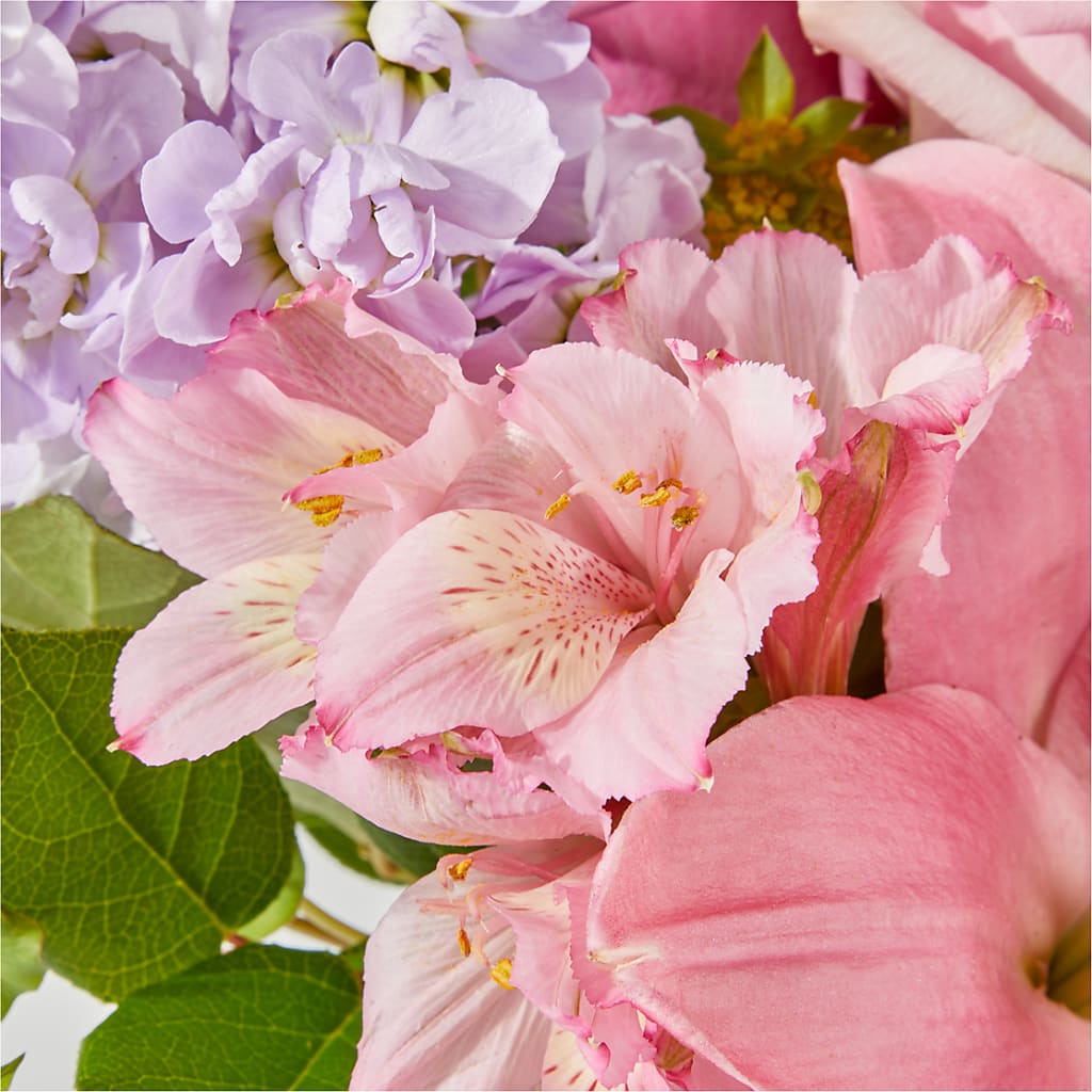 The Crown Jewel Bouquet – VIC'S FLORAL INC, Cleveland OH
