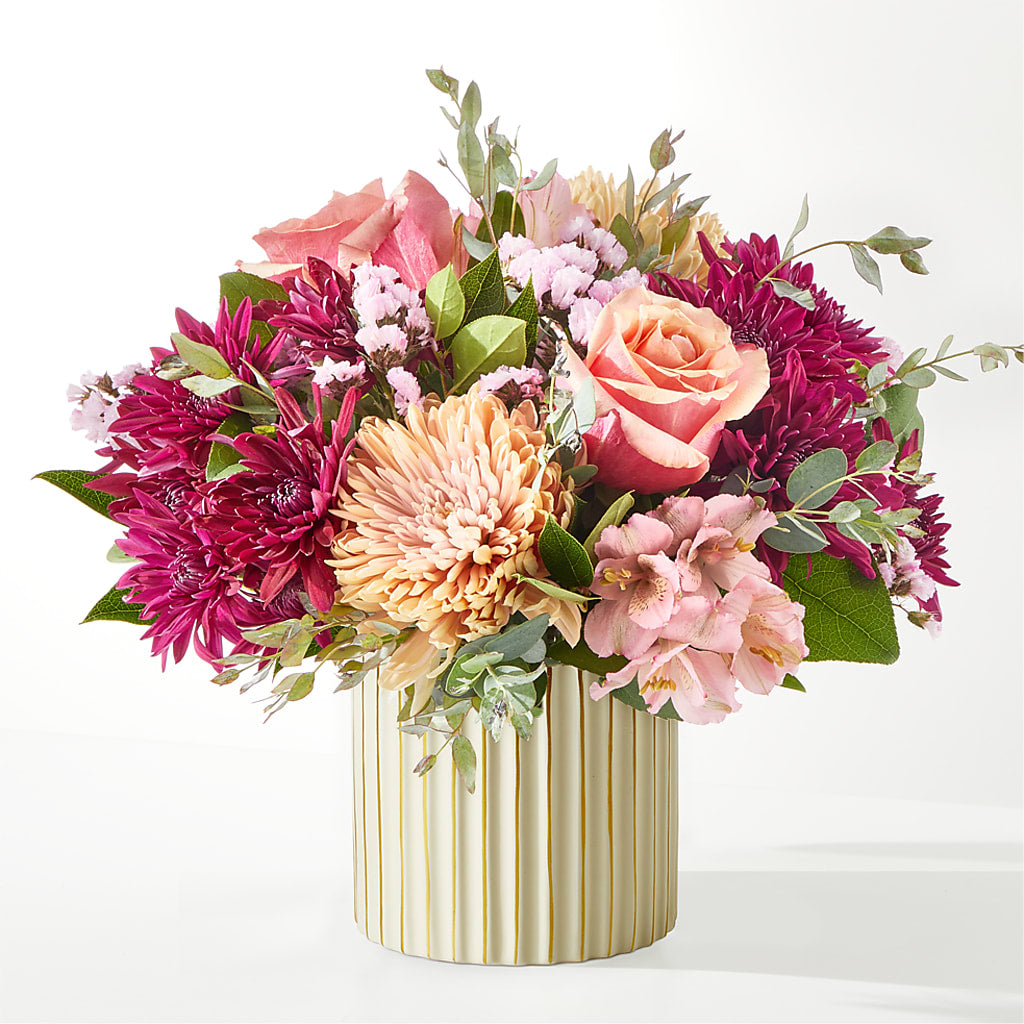Berry Cobbler Bouquet with Ivory Vase – VIC'S FLORAL INC, Cleveland OH