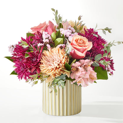 Berry Cobbler Bouquet with Ivory Vase – VIC'S FLORAL INC, Cleveland OH