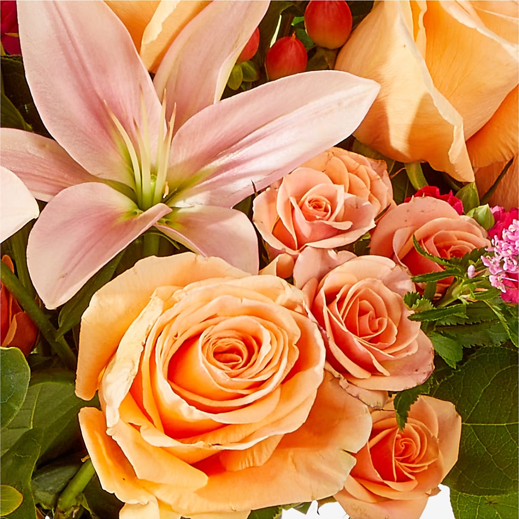 Bisous Bouquet – VIC'S FLORAL INC, Cleveland OH